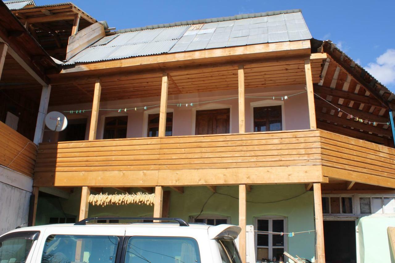 Ecohouse Svaneti Mestia Eksteriør bilde